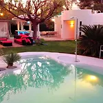 Nature Villa-25min From Villa Valencia